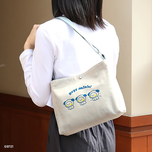 BT21 MININI CANVAS BAG AND POUCH - Image 4