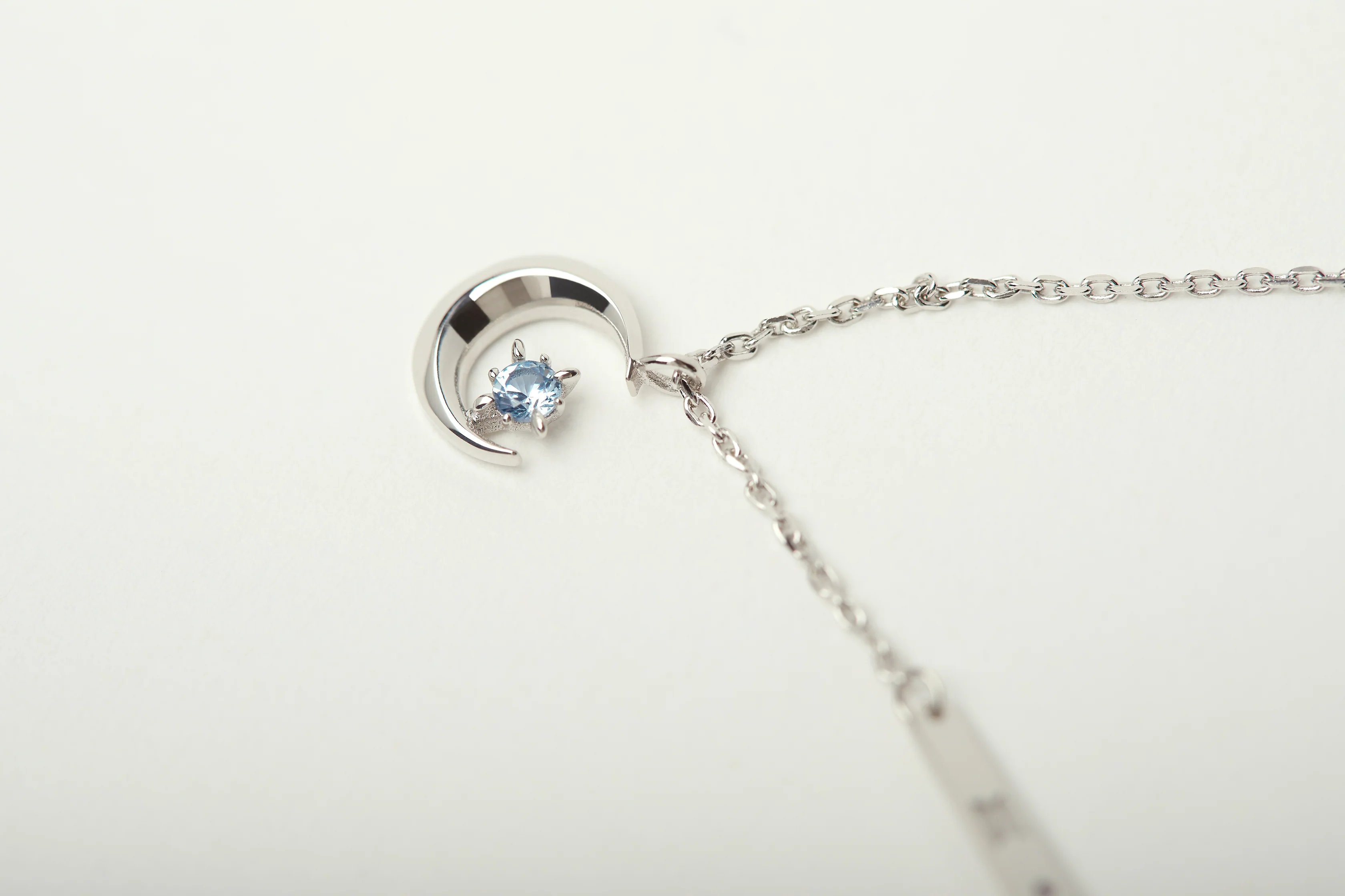 BTS - BTS X STONEHENGE MOMENT OF LIGHT NECKLACE (COEXIST) - Image 3